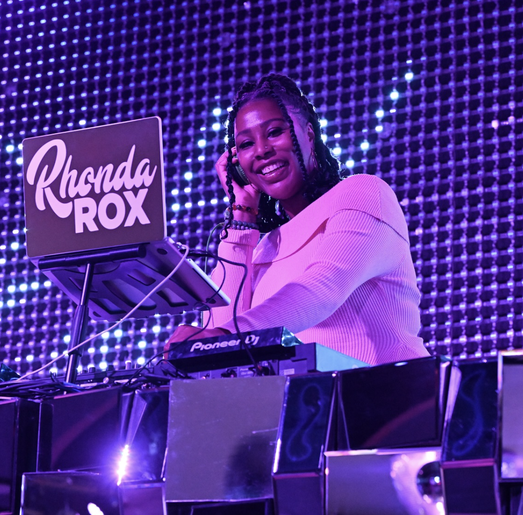 RHONDA ROX